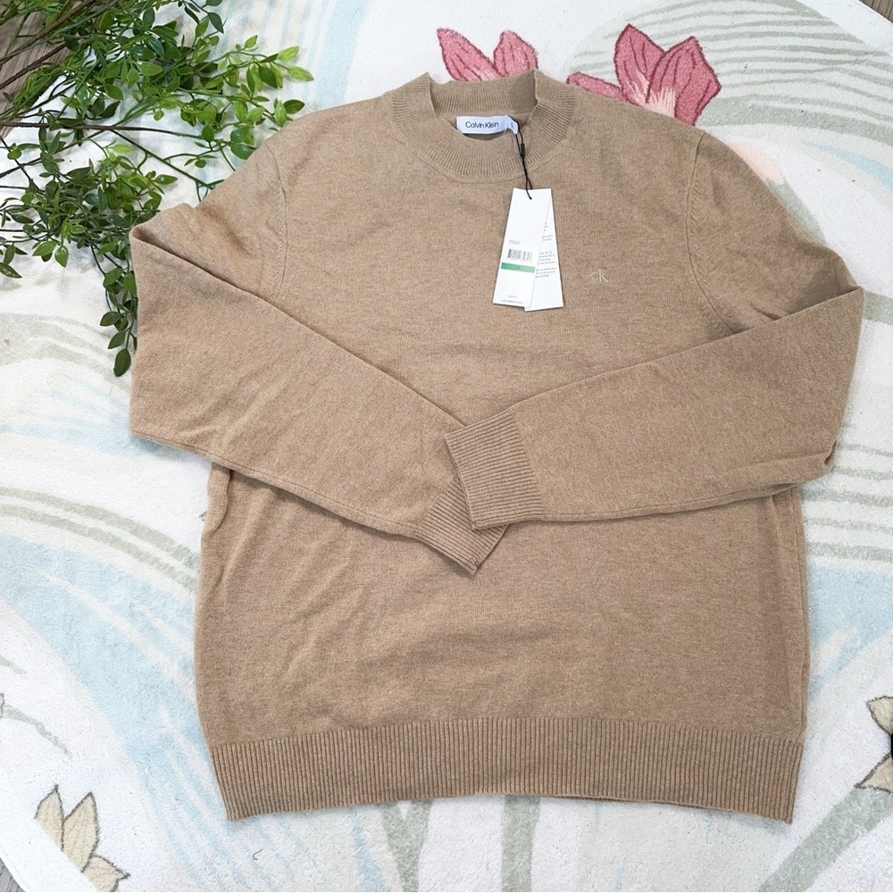 Calvin Klein men sweater L